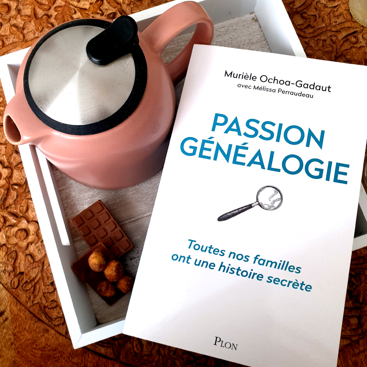 Passion généalogie : toutes nos familles ont une histoire secrète, Muriele Ochoa-Gadaut & Melissa Perraudeau aux éditions Plon